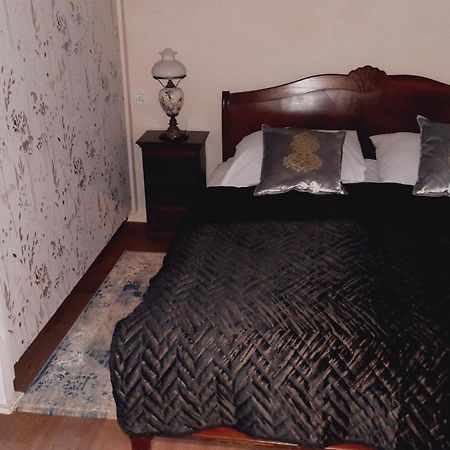 Hotel Rezydencja Rosa Przemyśl Esterno foto