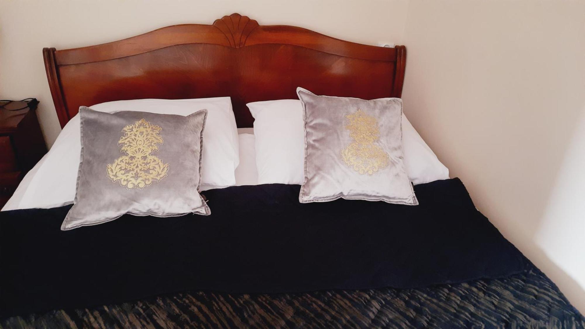 Hotel Rezydencja Rosa Przemyśl Esterno foto